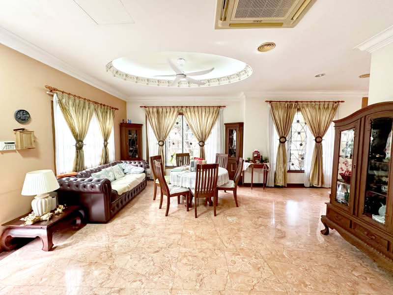 Rumah Banglo untuk Dijual di Selangor Polo Residency (Kota Damansara) - Vincent Liaw - Living Room - PropertyGuru.com.my