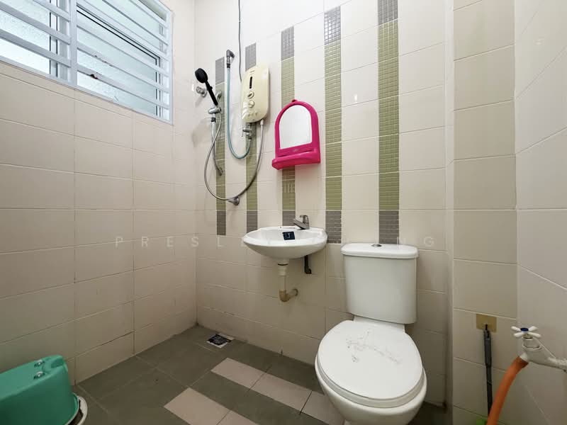 2-storey Terraced House for Rent in Kampar (Perak) - Presley Chong - Bathroom - PropertyGuru.com.my