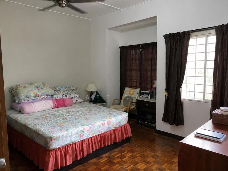2-storey Terraced House for Sale in Taman Bukit Emas (Balakong) - Ashraff Daniel - Bedroom - PropertyGuru.com.my