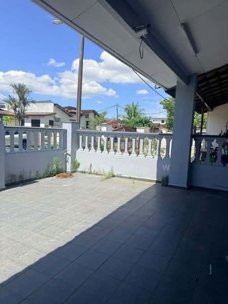 Rumah Teres 1 Tingkat untuk Dijual di Taman Ungku Tun Aminah (Skudai) - Amber Hew - Exterior - PropertyGuru.com.my