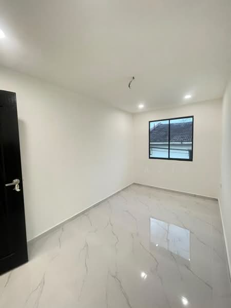 Rumah Teres untuk Dijual di Taman Bukit Kempas (Tampoi) - ALHAFIZ AZIS - Interior - PropertyGuru.com.my
