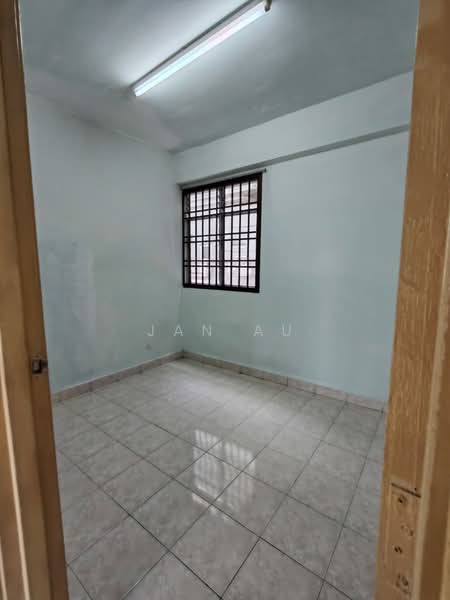 Apartment for Sale at Vista Seri Alam - JAN AU - Interior - PropertyGuru.com.my