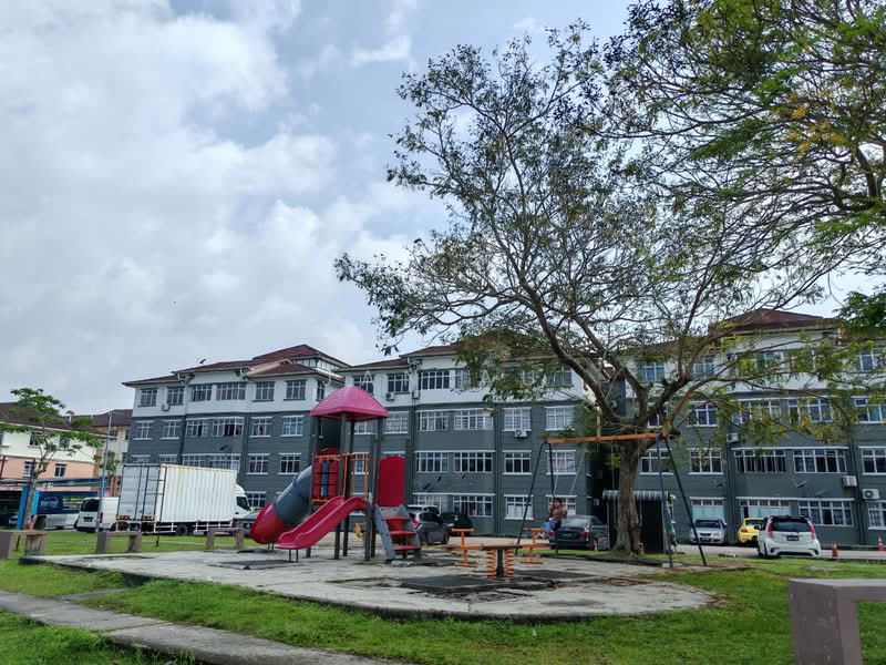 Apartment for Sale at Vista Seri Alam - JAN AU - Exterior - PropertyGuru.com.my