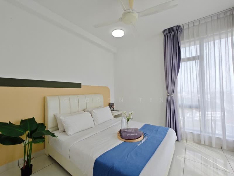 Service Residence for Sale at Residences @ 1 Tebrau - Gloson Ten - Bedroom - PropertyGuru.com.my