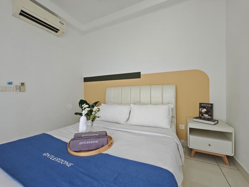 Service Residence for Sale at Residences @ 1 Tebrau - Gloson Ten - Bedroom - PropertyGuru.com.my