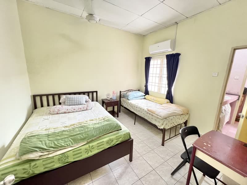 Rumah Teres 2 Tingkat untuk Dijual di Shah Alam (Selangor) - Zul Arif - Bedroom - PropertyGuru.com.my