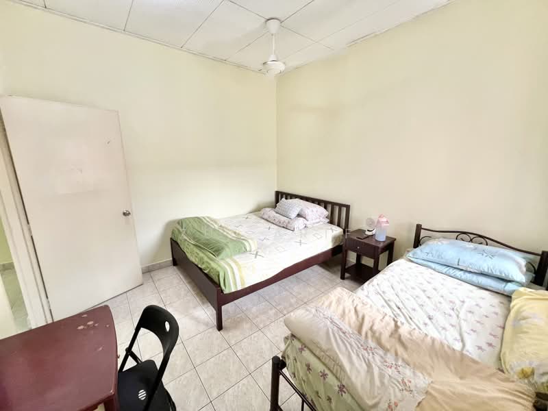 Rumah Teres 2 Tingkat untuk Dijual di Shah Alam (Selangor) - Zul Arif - Bedroom - PropertyGuru.com.my