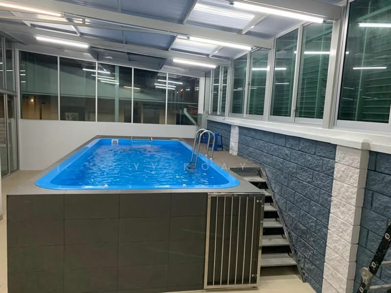 Rumah Berkembar untuk Dijual di Bandar Laguna Merbok (Sungai Petani) - YY Koay - Pool - PropertyGuru.com.my