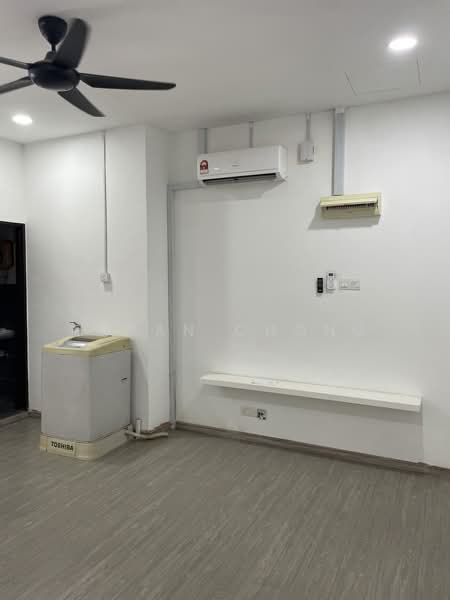 Office for Rent in Taman Serdang Perdana (Seri Kembangan) - Ethan Chong - Interior - PropertyGuru.com.my