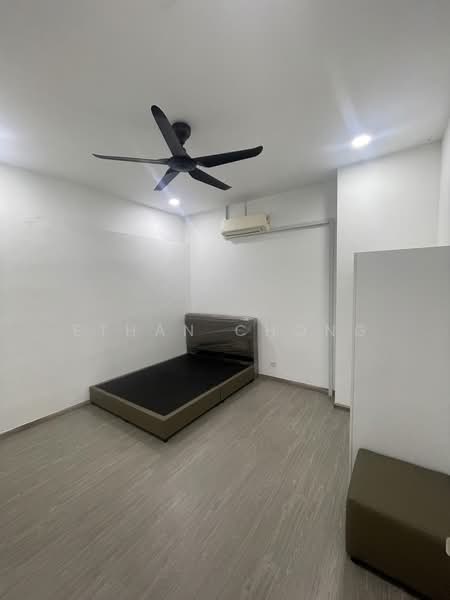Office for Rent in Taman Serdang Perdana (Seri Kembangan) - Ethan Chong - Bedroom - PropertyGuru.com.my