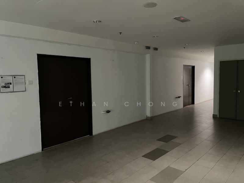 Office for Rent in Taman Serdang Perdana (Seri Kembangan) - Ethan Chong - Corridor - PropertyGuru.com.my