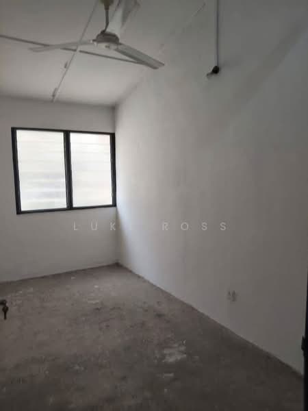 2-storey Terraced House for Sale in Taman Sri Rampai (Wangsa Maju) - Luke Ross - Interior - PropertyGuru.com.my