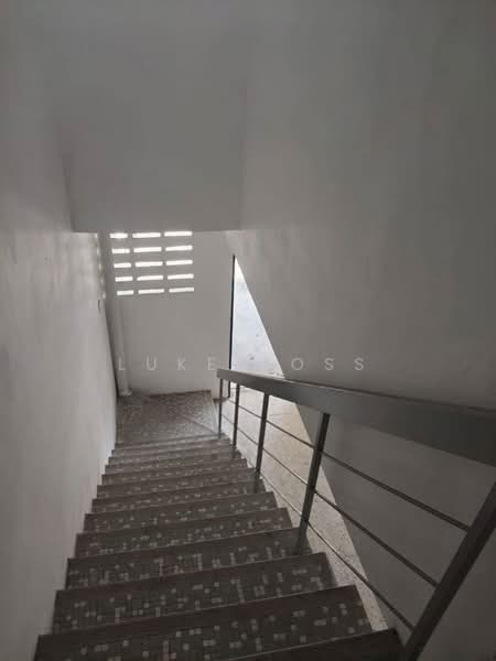 2-storey Terraced House for Sale in Taman Sri Rampai (Wangsa Maju) - Luke Ross - Corridor - PropertyGuru.com.my