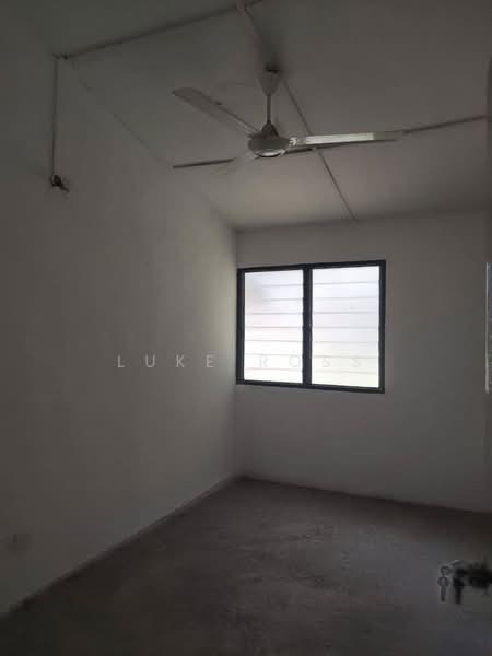 2-storey Terraced House for Sale in Taman Sri Rampai (Wangsa Maju) - Luke Ross - Interior - PropertyGuru.com.my