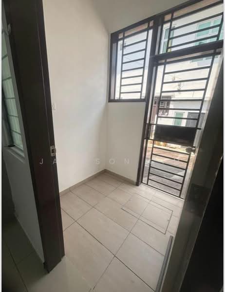 2-storey Terraced House for Rent in Bandar Layangkasa (Pasir Gudang) - Jackson Lim - Entrance - PropertyGuru.com.my
