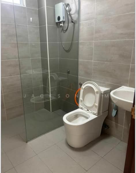 2-storey Terraced House for Rent in Bandar Layangkasa (Pasir Gudang) - Jackson Lim - Bathroom - PropertyGuru.com.my