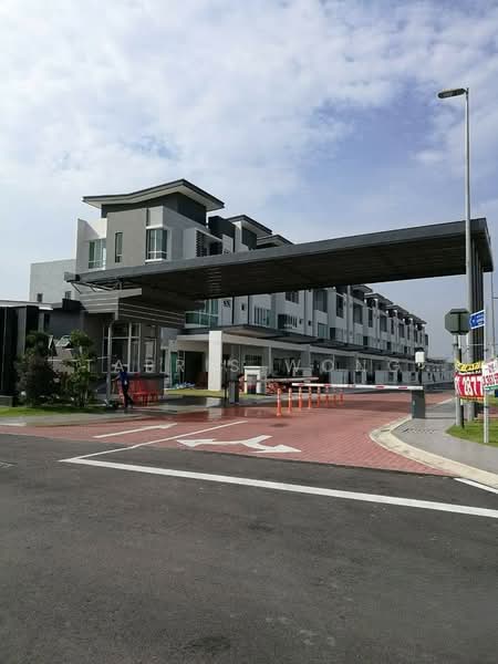2-storey Terraced House for Sale in Bandar Bukit Raja (Klang) - Tabris Wong - Exterior - PropertyGuru.com.my