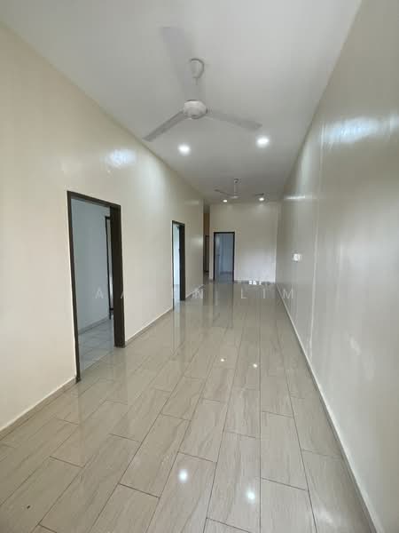 1-storey Terraced House for Rent in Kampung Dato' Ahmad Razali (Dengkil) - Aaden Lim - Interior - PropertyGuru.com.my