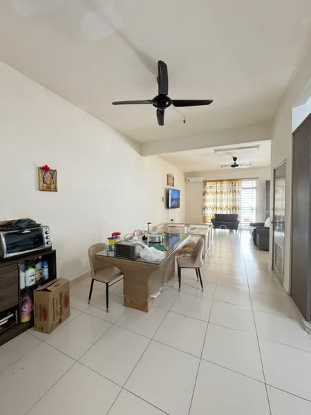 2-storey Terraced House for Sale in Taman Nusa Idaman (Iskandar Puteri (Nusajaya)) - Sherrly Sow - Living Room - PropertyGuru.com.my