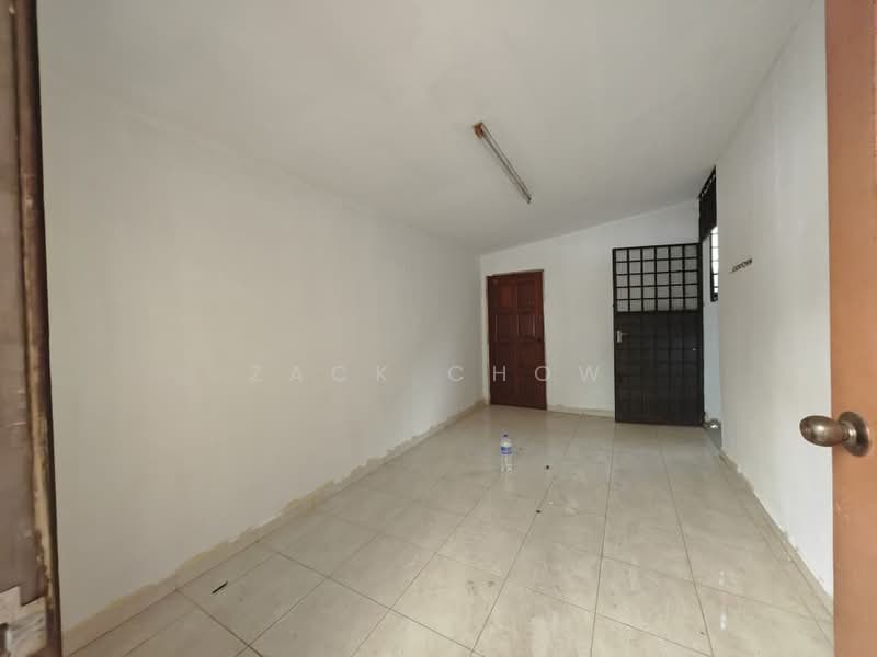 Rumah Teres 1 Tingkat untuk Dijual di Taman Rinting (Masai) - Zack Chow - Interior - PropertyGuru.com.my