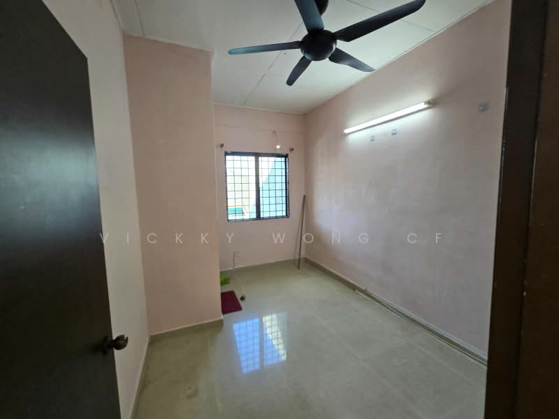 2-storey Terraced House for Sale in Taman Puncak Jalil (Seri Kembangan) - Vickky Wong CF - Interior - PropertyGuru.com.my
