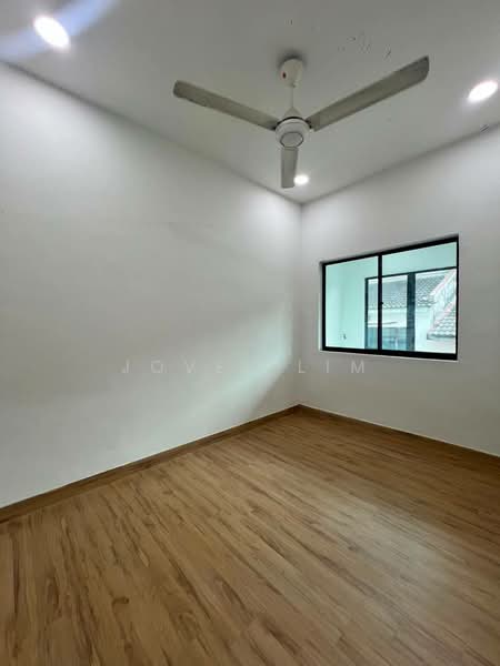 Rumah Teres 1 Tingkat untuk Dijual di Taman Rinting (Masai) - Jovel Lim - Interior - PropertyGuru.com.my