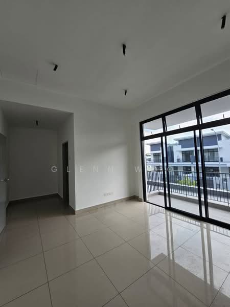 Rumah Teres 2 Tingkat untuk Dijual di Taman Molek (Johor Bahru) - Glenn Woo - Balcony - PropertyGuru.com.my