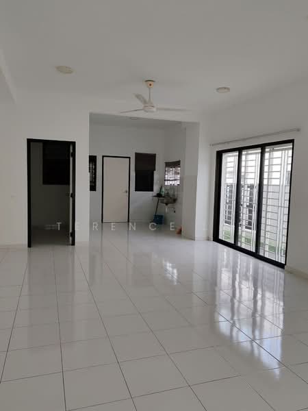 2-storey Terraced House for Rent in Setia Alam (Selangor) - Terence Lee - Living Room - PropertyGuru.com.my