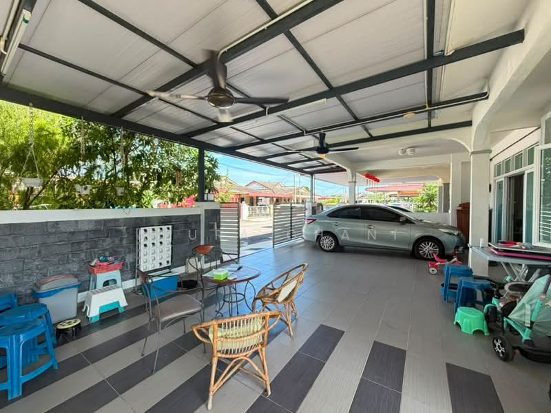 Rumah Berkembar untuk Dijual di Sungai Jawi (Penang) - Azura Ghani - Exterior - PropertyGuru.com.my