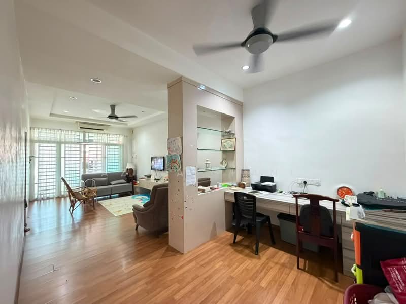 Rumah Berkembar untuk Dijual di Sungai Jawi (Penang) - Azura Ghani - Living Room - PropertyGuru.com.my