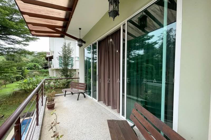 Rumah Banglo untuk Dijual di Kayangan Heights (Shah Alam) - Ahmad Faizal Basri - Balcony - PropertyGuru.com.my