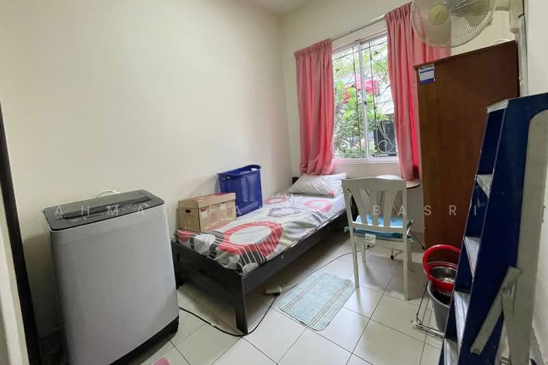 Rumah Banglo untuk Dijual di Kayangan Heights (Shah Alam) - Ahmad Faizal Basri - Bedroom - PropertyGuru.com.my