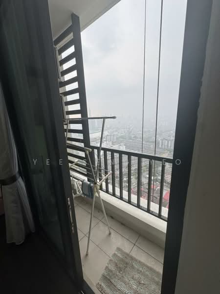 Service Residence for Sale at 28 Boulevard - Yee Seng Yeo - Balcony - PropertyGuru.com.my