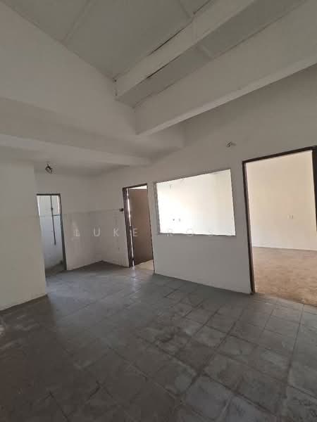 Shop for Sale in Taman Wahyu (Batu Caves) - Luke Ross - Interior - PropertyGuru.com.my