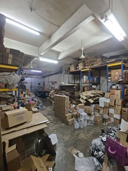 Shop for Sale in Taman Wahyu (Batu Caves) - Luke Ross - Interior - PropertyGuru.com.my