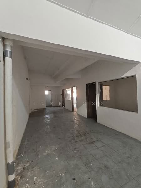 Shop for Sale in Taman Wahyu (Batu Caves) - Luke Ross - Interior - PropertyGuru.com.my