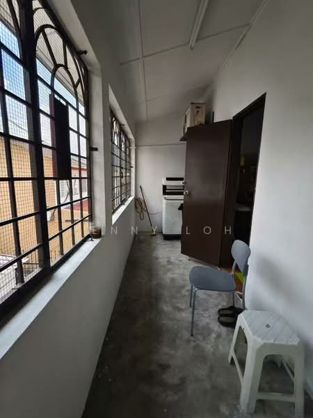 Rumah Teres untuk Dijual di Taman Sri Aman (Cheras) - Penny Loh - Balcony - PropertyGuru.com.my