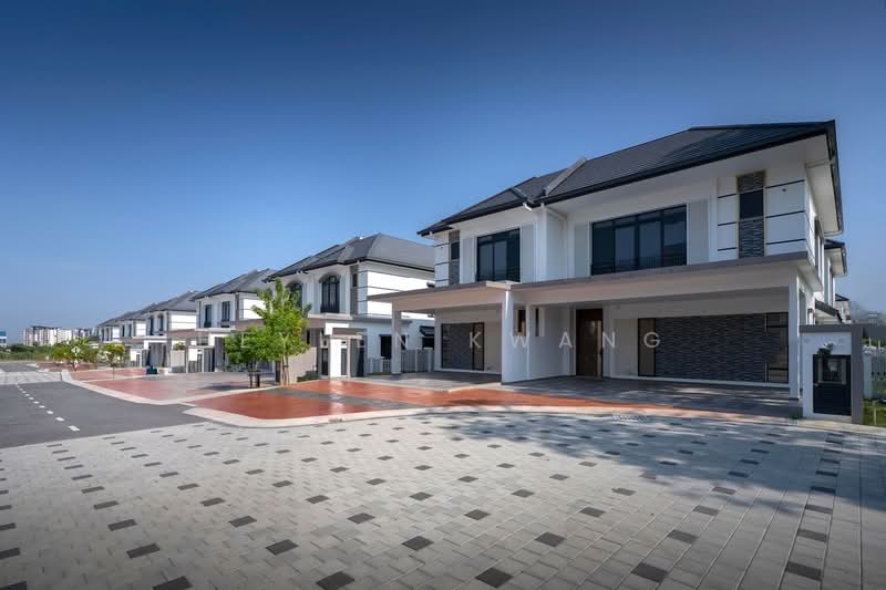 Semi-Detached House for Sale in Shah Alam (Selangor) - Heylen Kwang - Exterior - PropertyGuru.com.my