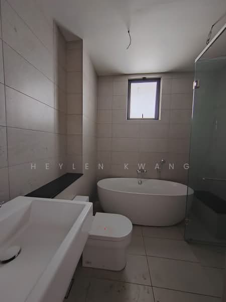 Semi-Detached House for Sale in Shah Alam (Selangor) - Heylen Kwang - Bathroom - PropertyGuru.com.my