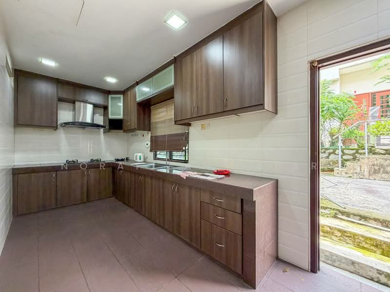 Rumah Teres 3-Tingkat untuk Dijual di Kajang (Selangor) - NoraFizah Gapar - Kitchen - PropertyGuru.com.my