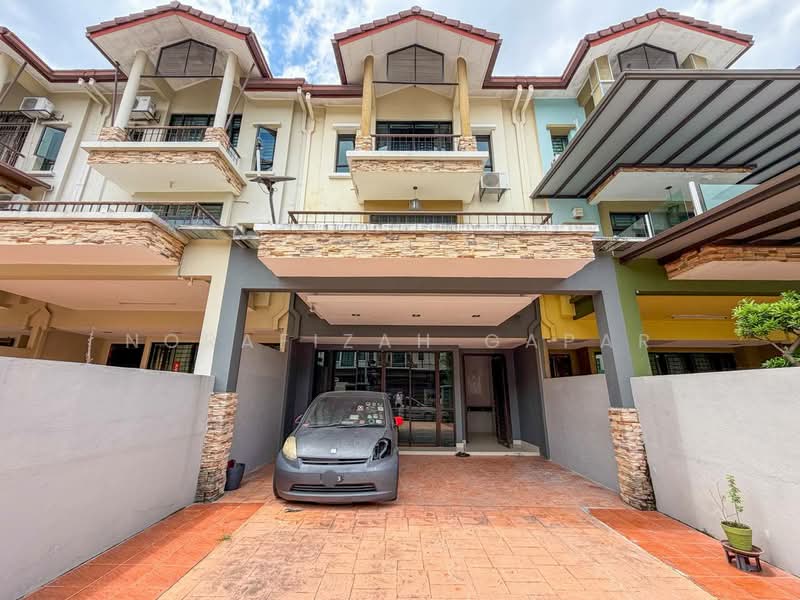 Rumah Teres 3-Tingkat untuk Dijual di Kajang (Selangor) - NoraFizah Gapar - Exterior - PropertyGuru.com.my