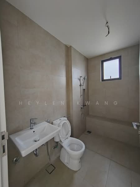 Semi-Detached House for Sale in Shah Alam (Selangor) - Heylen Kwang - Bathroom - PropertyGuru.com.my