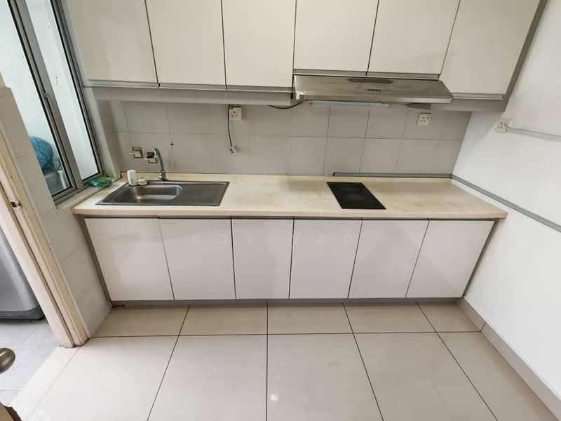 Pangsapuri untuk Disewa di Austin Suites (Permata Austin) - Roy Yap - Kitchen - PropertyGuru.com.my