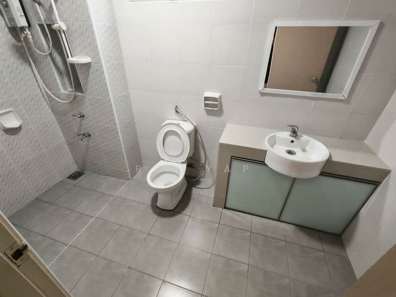 Pangsapuri untuk Disewa di Austin Suites (Permata Austin) - Roy Yap - Bathroom - PropertyGuru.com.my