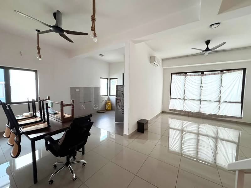 Service Residence for Sale at Ayden Townhouse Warisan Puteri - Tengku Zairi - PropertyGuru.com.my