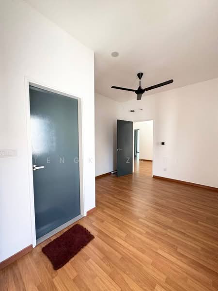 Service Residence for Sale at Ayden Townhouse Warisan Puteri - Tengku Zairi - PropertyGuru.com.my