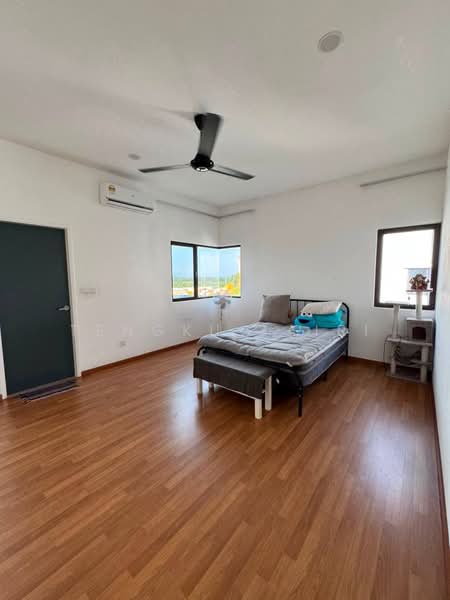 Service Residence for Sale at Ayden Townhouse Warisan Puteri - Tengku Zairi - PropertyGuru.com.my
