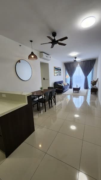Servis Apartment untuk Dijual di Sunway Belfield - Alice Ngan - Living Room - PropertyGuru.com.my