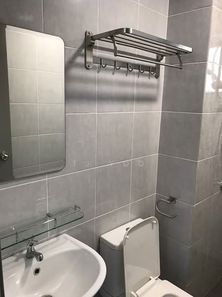 Kondominium untuk Disewa di The Edge Residence - TJ Yoo - Bathroom - PropertyGuru.com.my