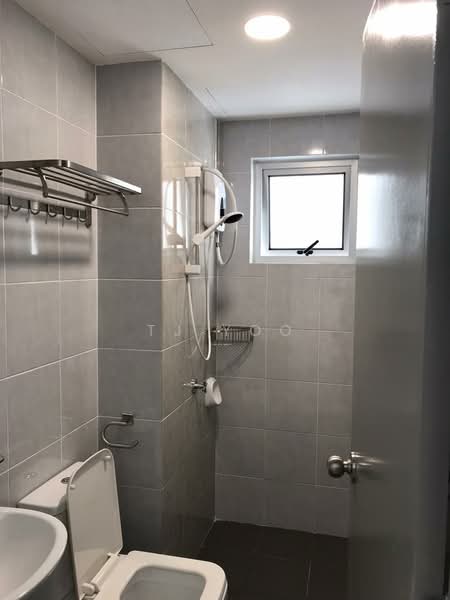 Kondominium untuk Disewa di The Edge Residence - TJ Yoo - Bathroom - PropertyGuru.com.my